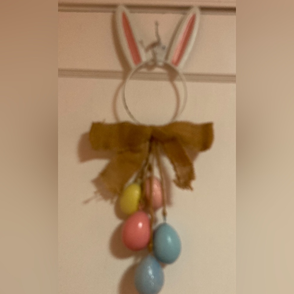 Easter package of fun. Never too Early to get decor - Picture 8 of 9
